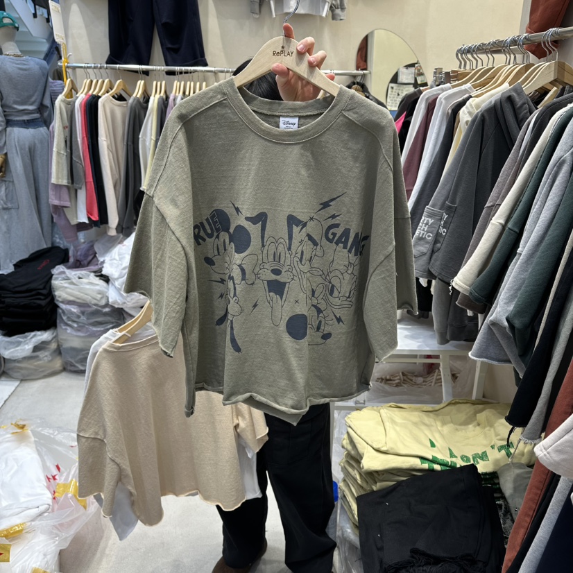 服裝服飾批發(fā)的機(jī)遇與挑戰(zhàn)
