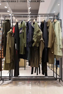 紫色動(dòng)物圖案中老年服裝市場(chǎng) 批發(fā)商機(jī)與消費(fèi)新趨勢(shì)